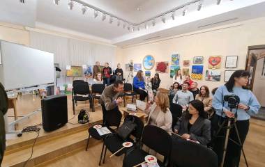 Великодній благодійний аукціон